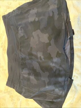 Lululemon Black Gray Camo Athletic Skirt